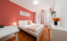 Private Room - Ac - 3 Min To Arroios Metro